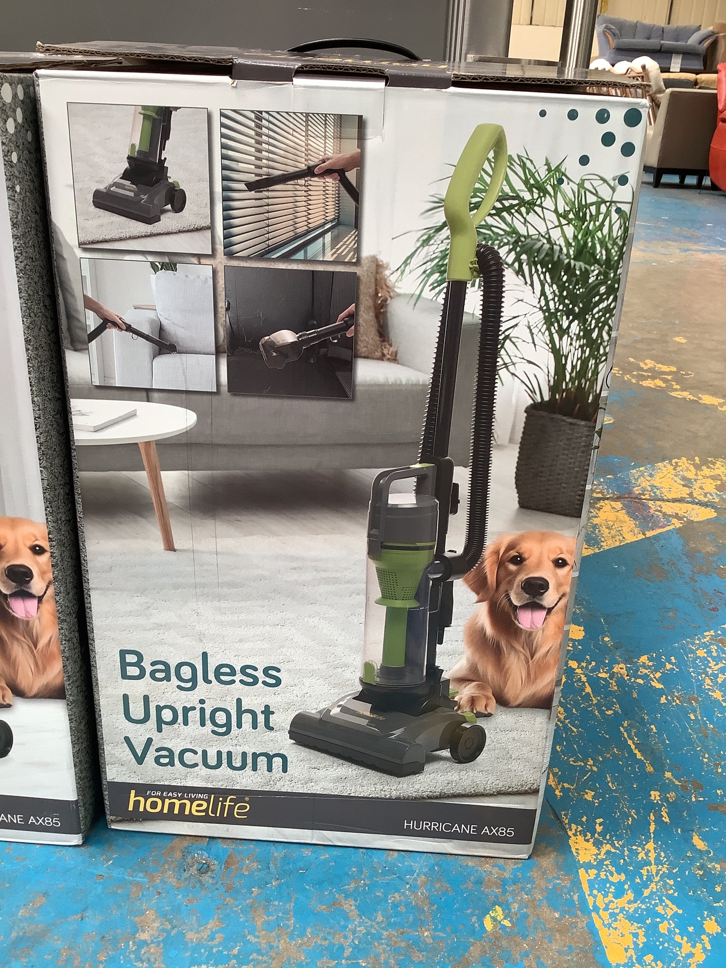 Upright vacuum