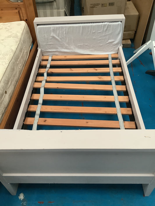 Child bed frame