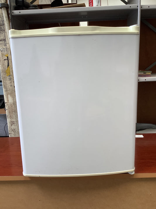 Table top fridge