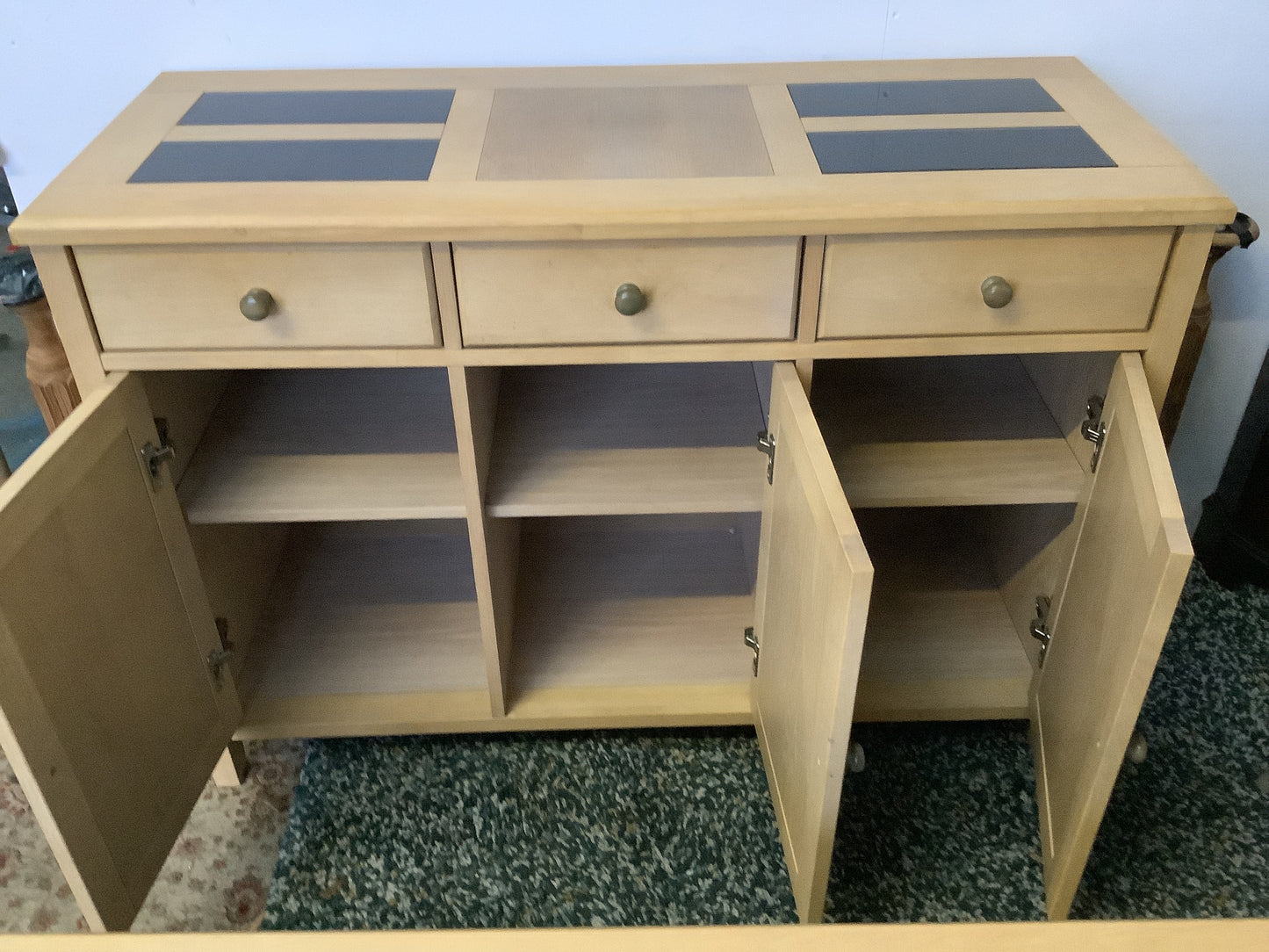 Sideboard