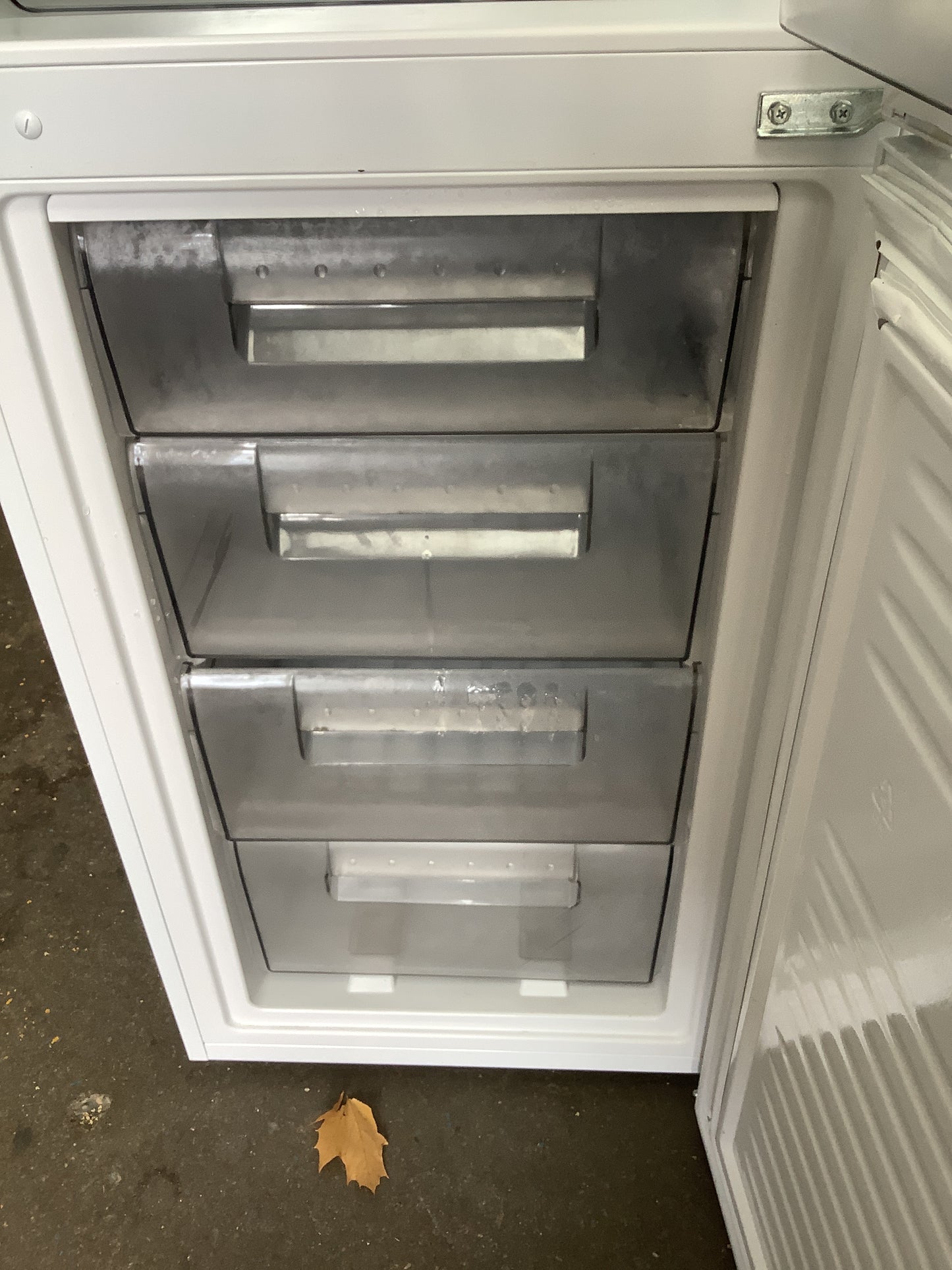 Fridge freezer