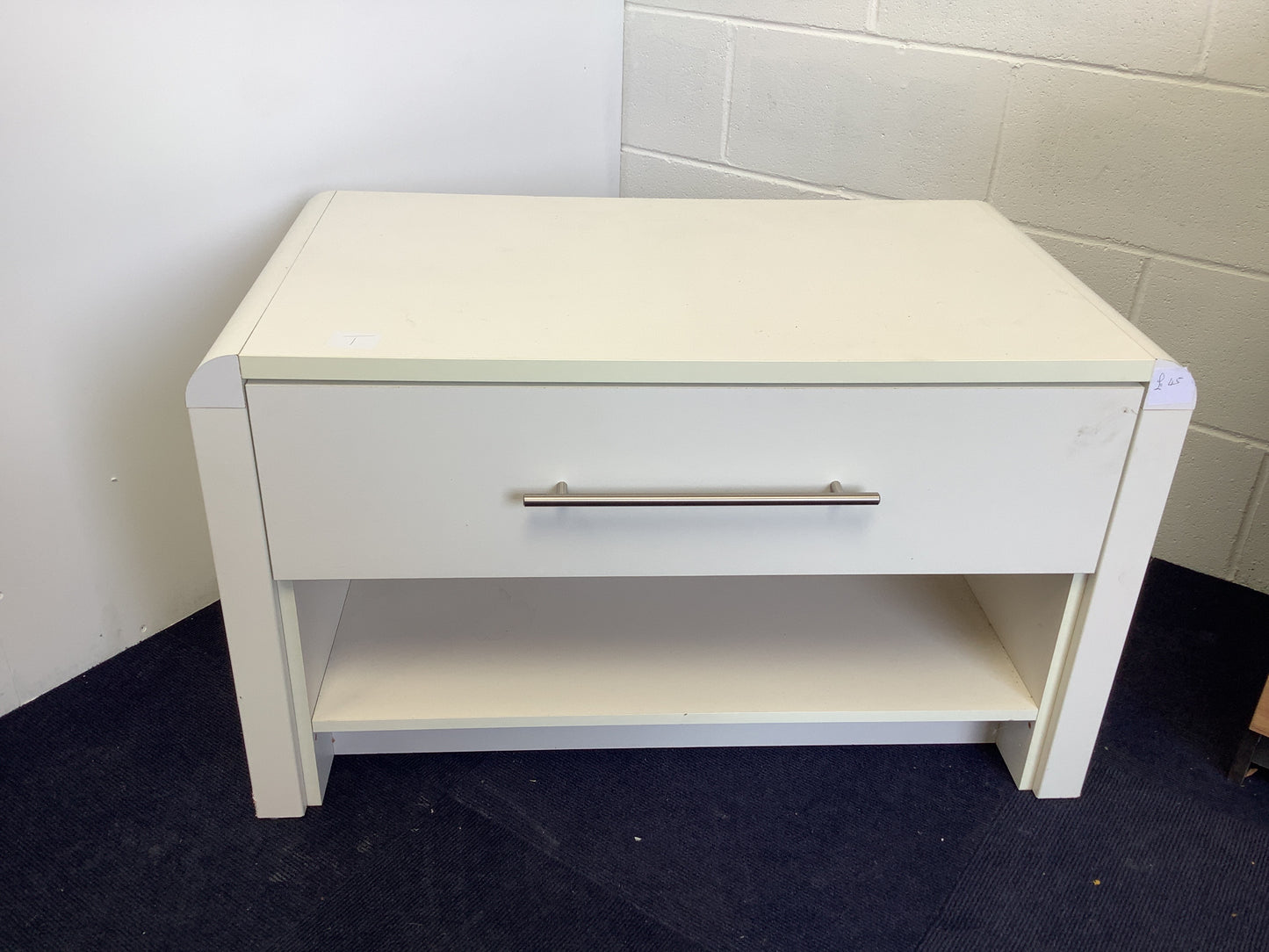 Tv unit