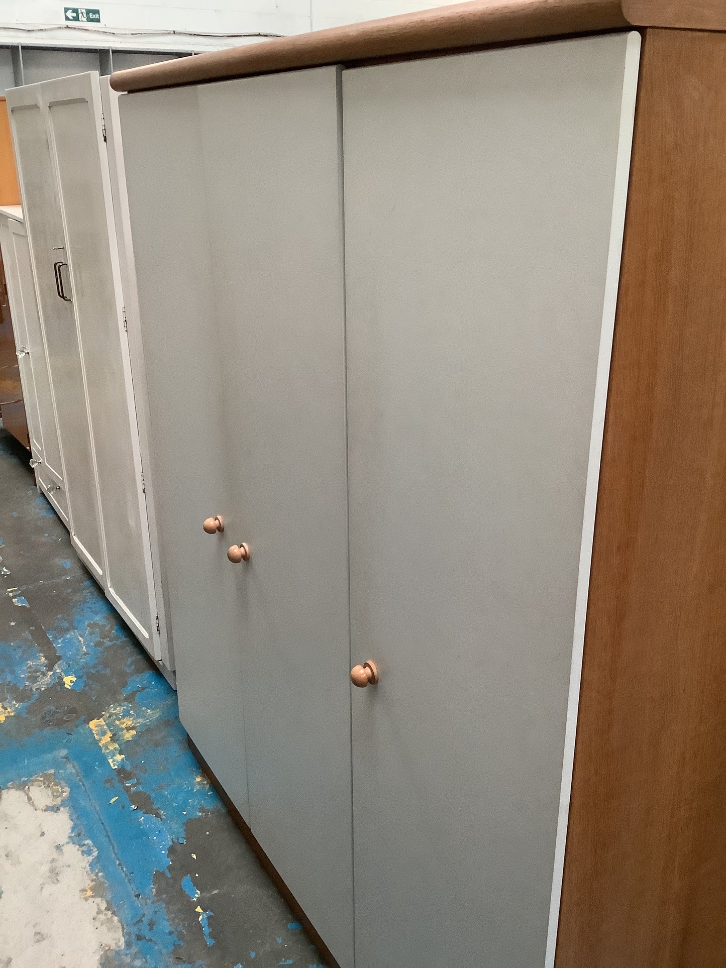 Stag Triple wardrobe