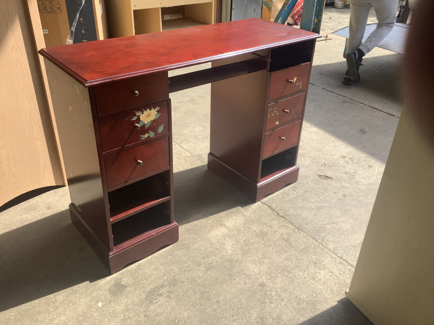 Desk small