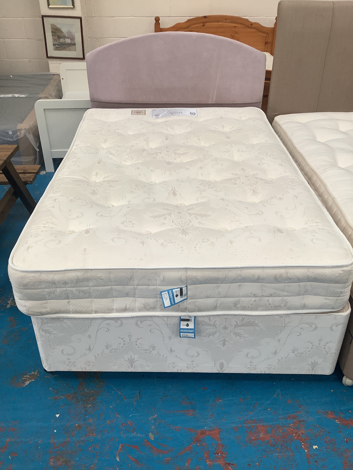 4FT double bed and headboard