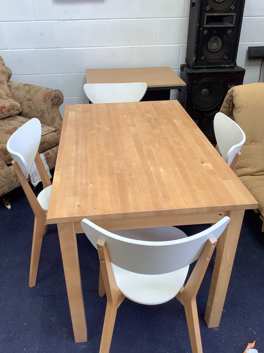 Table 4 chairs