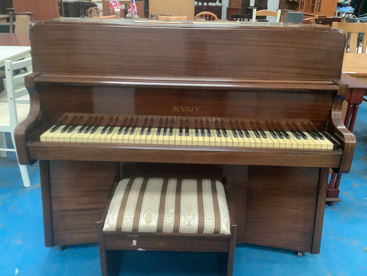Bentley Piano