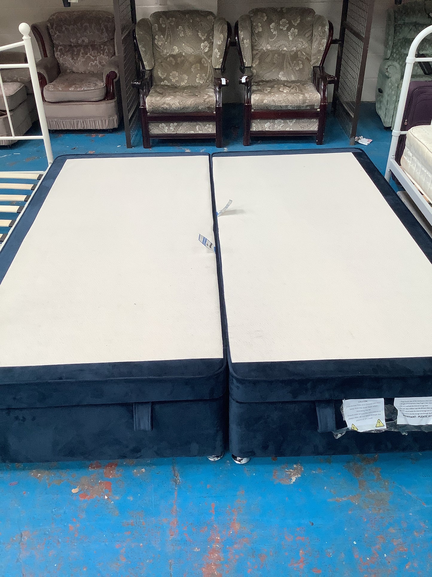 Super Kingsize ottoman bed base