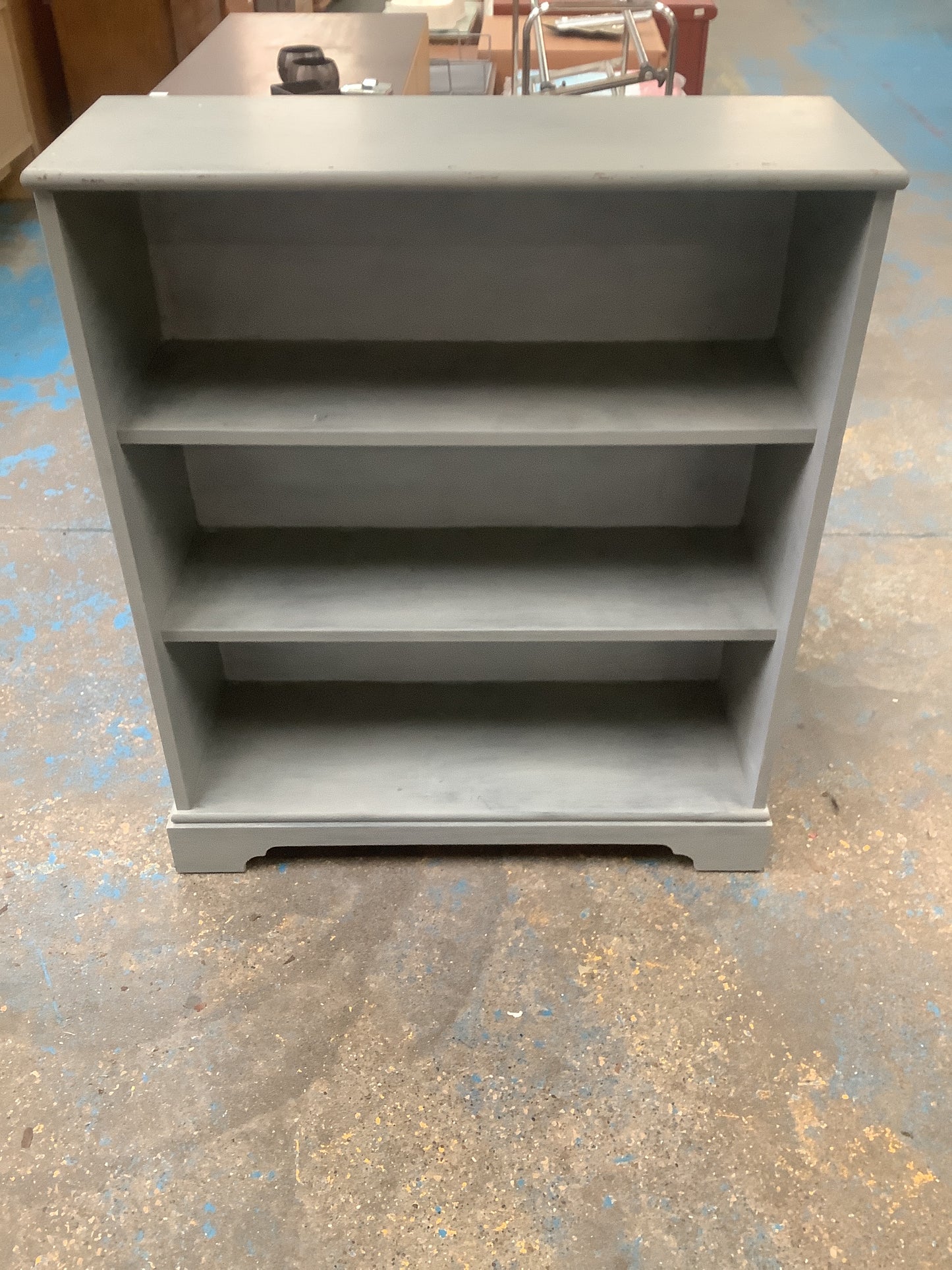 Bookcase/shelving unit
