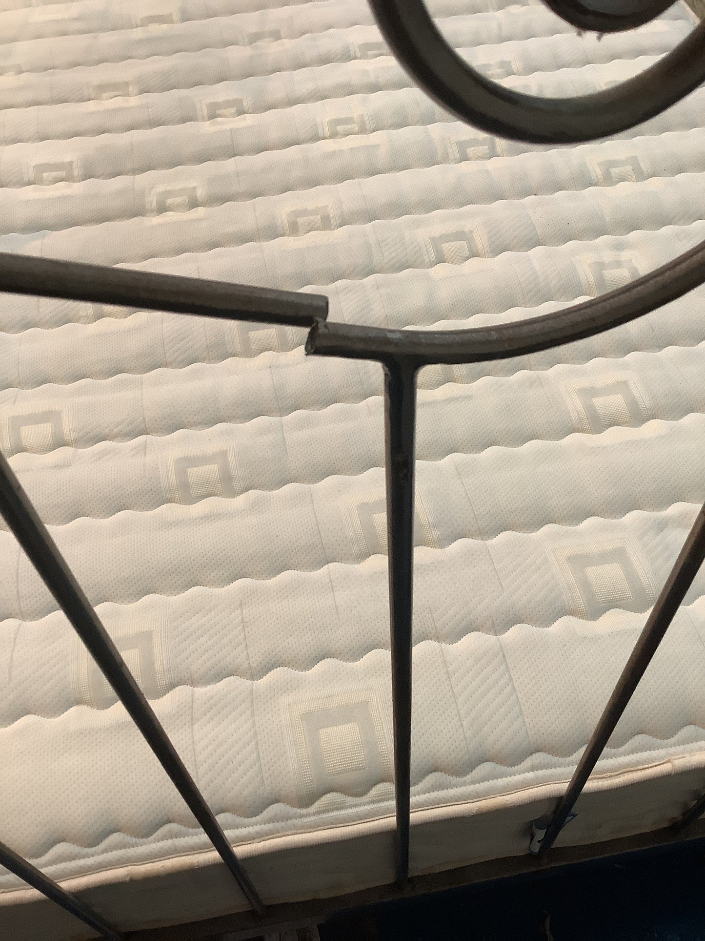 Kingsize iron bed and mattress