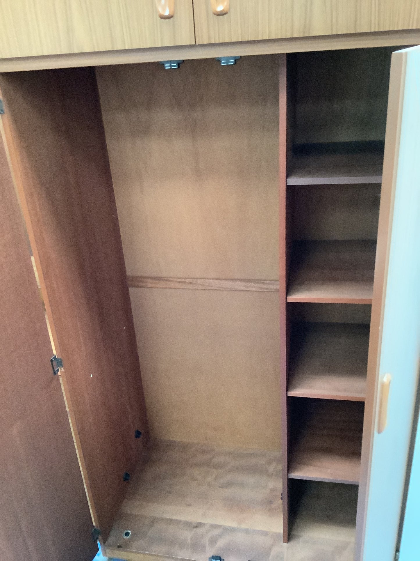 Triple wardrobe set