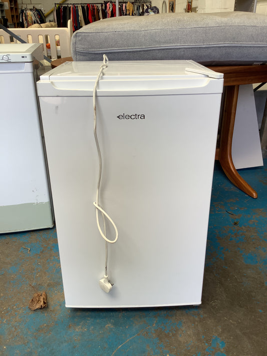Under counter fridge