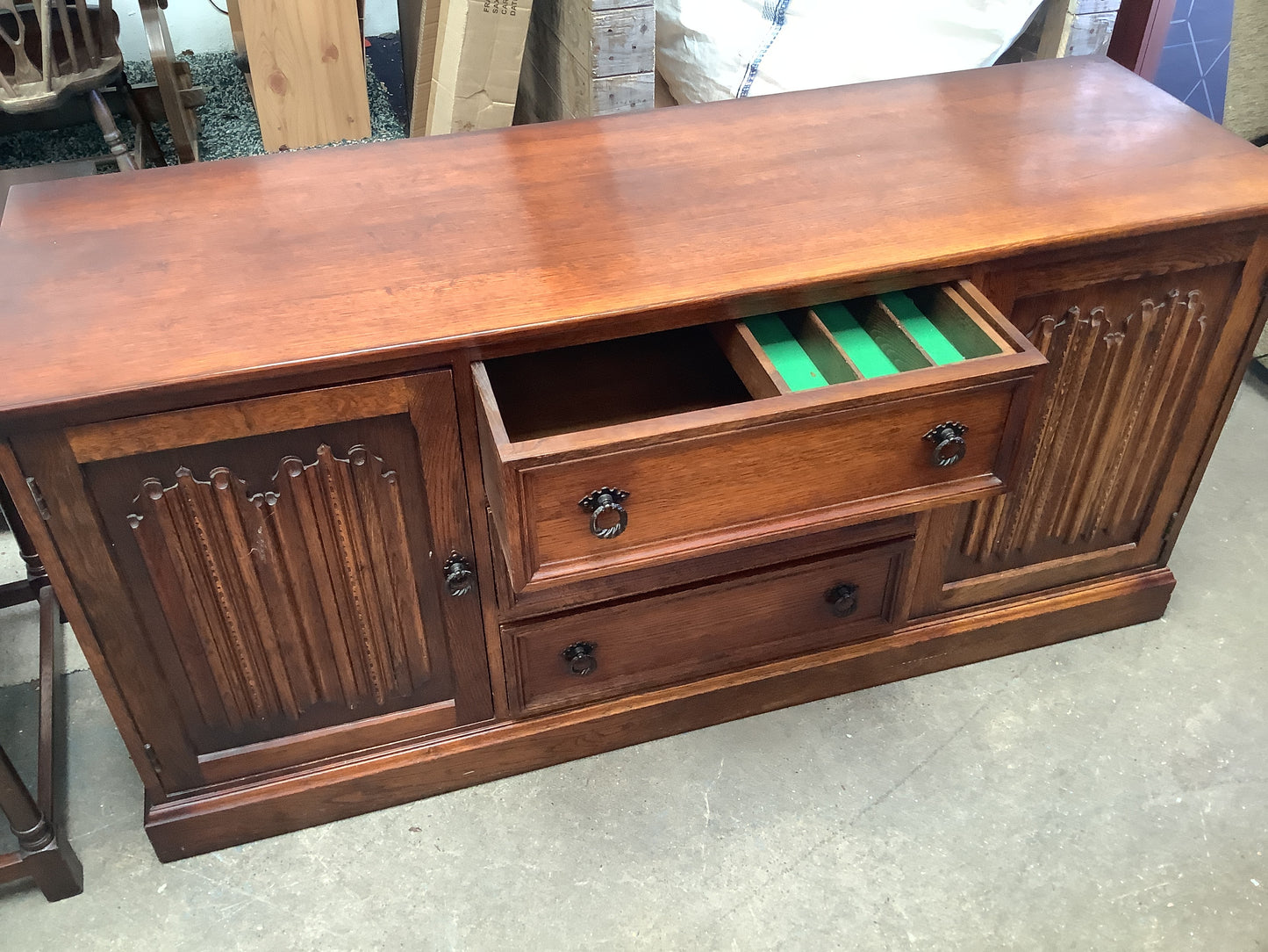 Sideboard