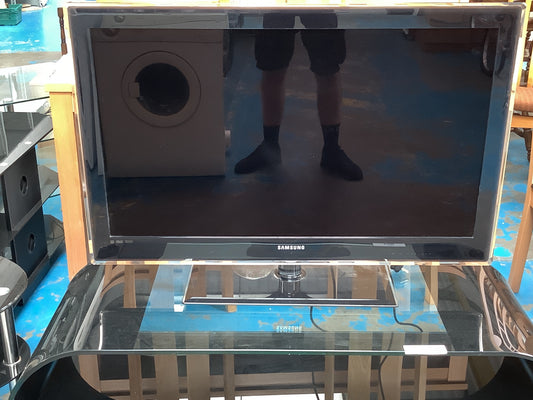 40” Samsung TV