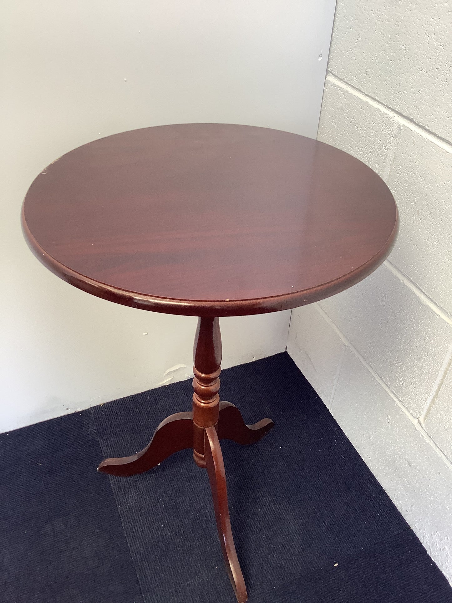 Telephone stand