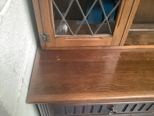 Old charm wall unit