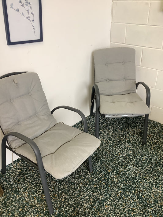 2 x garden chairs