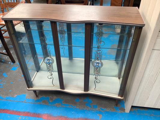 Glass cabinet