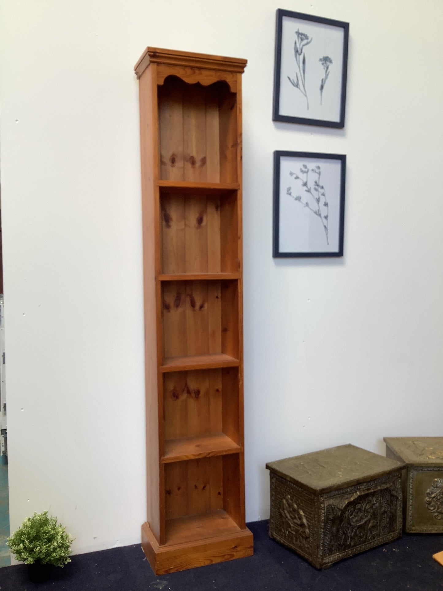 Shelving unit