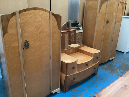 Bedroom set