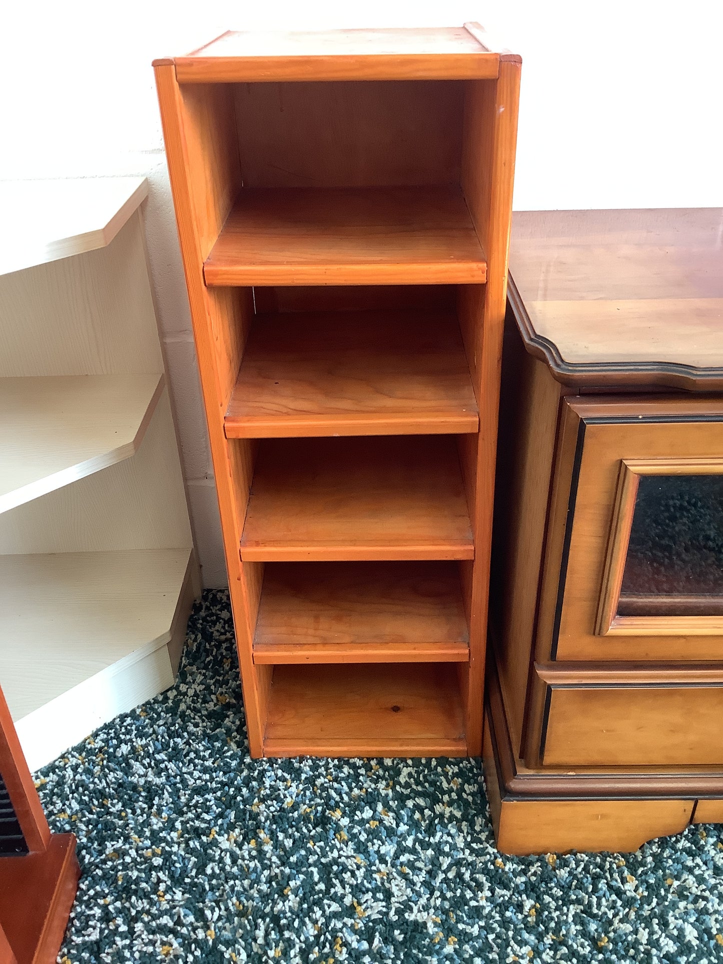Shelving unit