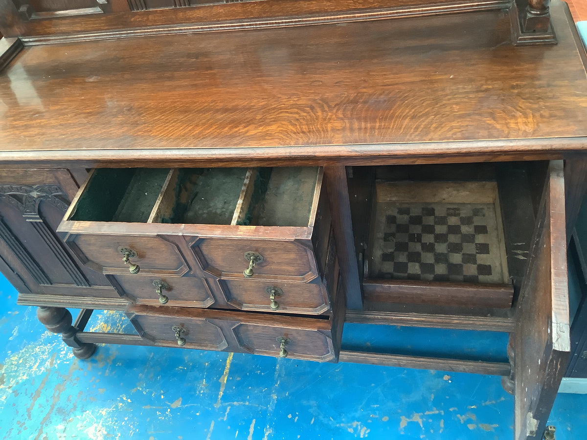 Sideboard