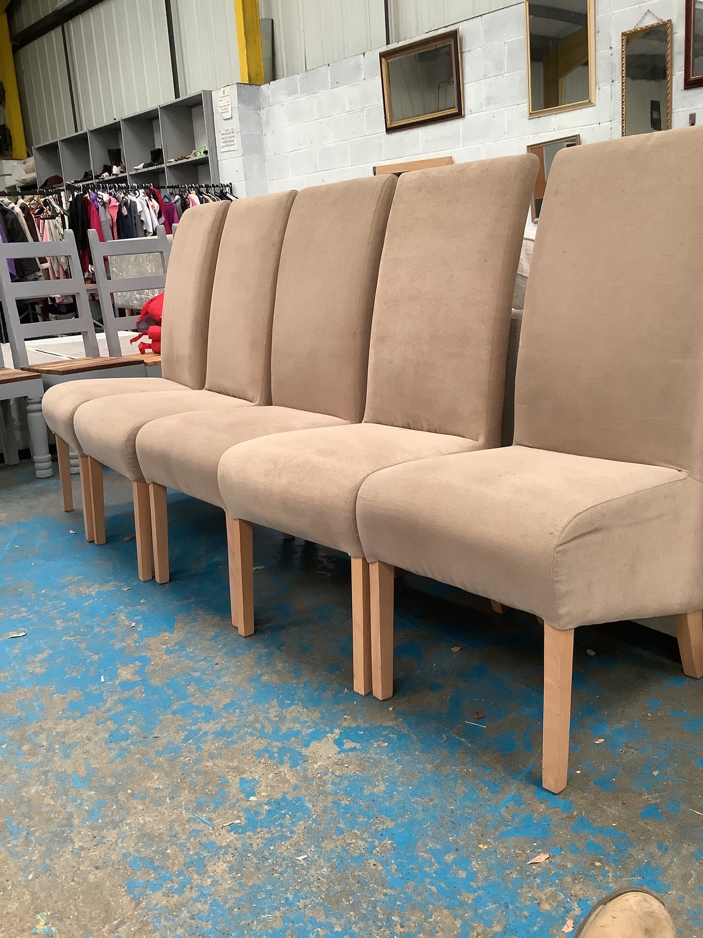 Dining chair