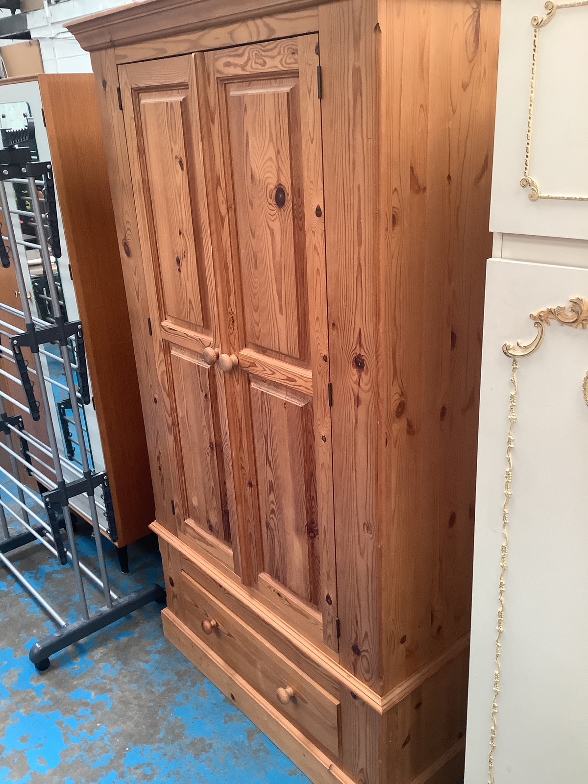 Pine double wardrobe