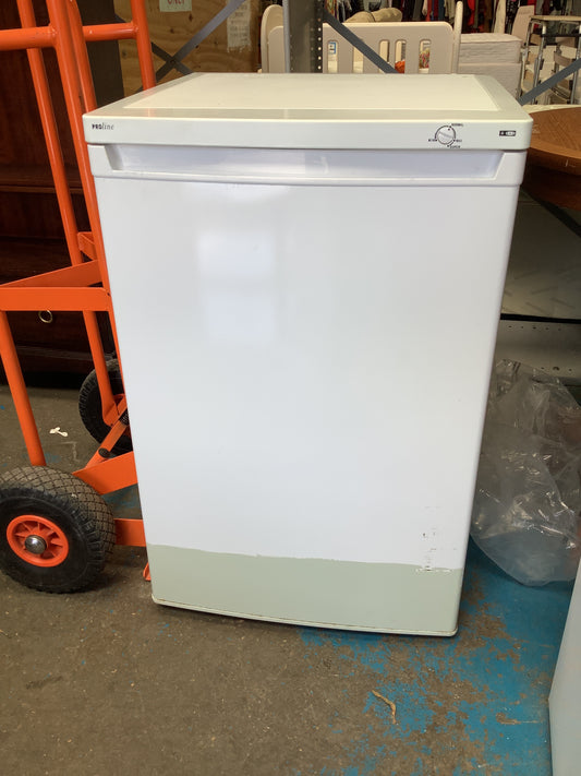 Undercounter freezer