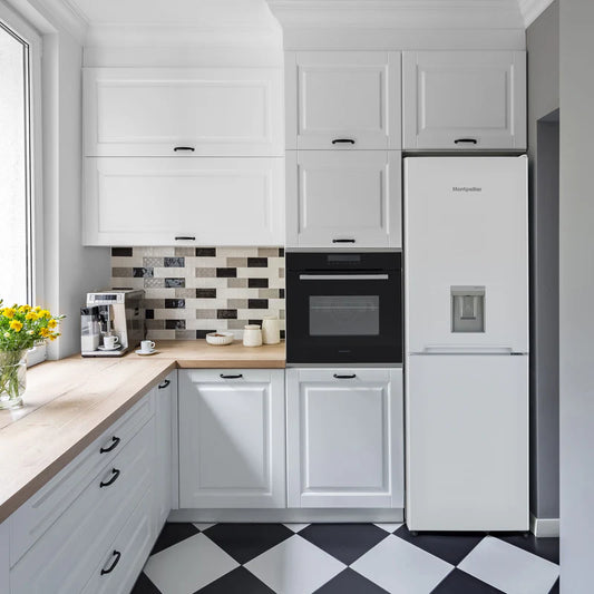 Montpellier Low Frost Fridge Freezer